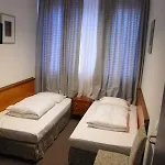 Hotel Potsdamer 3*