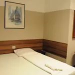 Hotel Potsdamer 3*