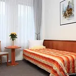 Potsdamer Отель 3*